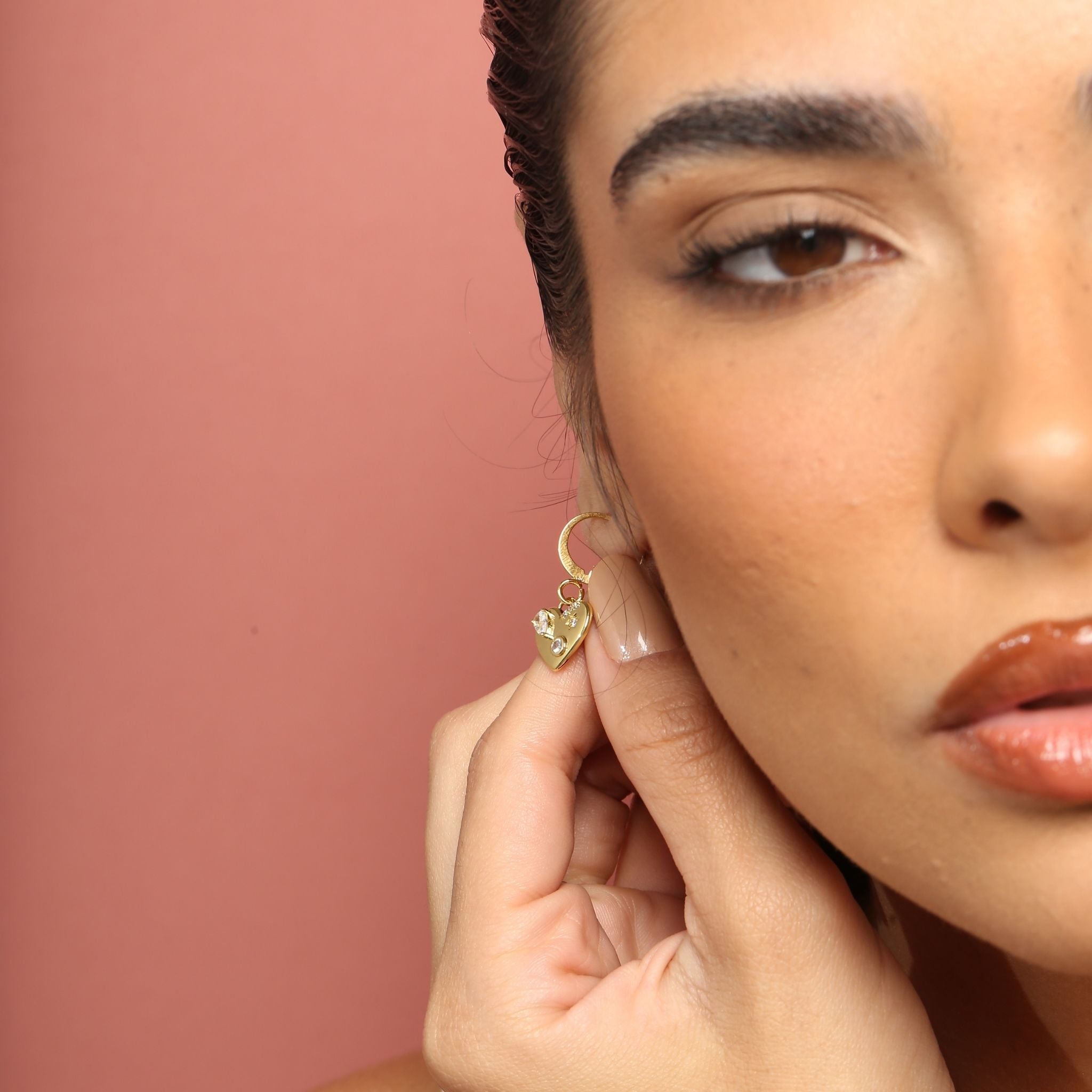 Amaia Hoops
