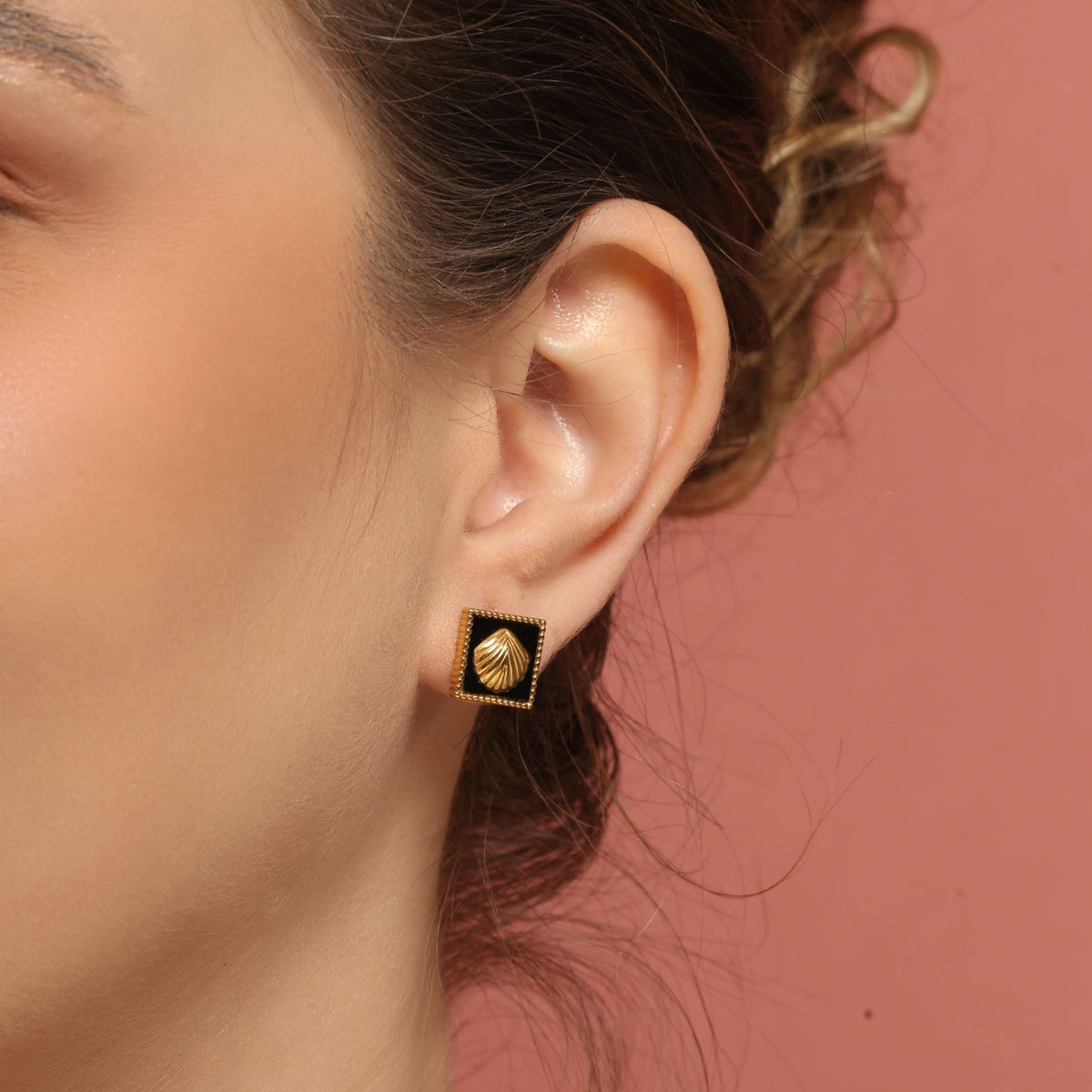 Assisi Earrings