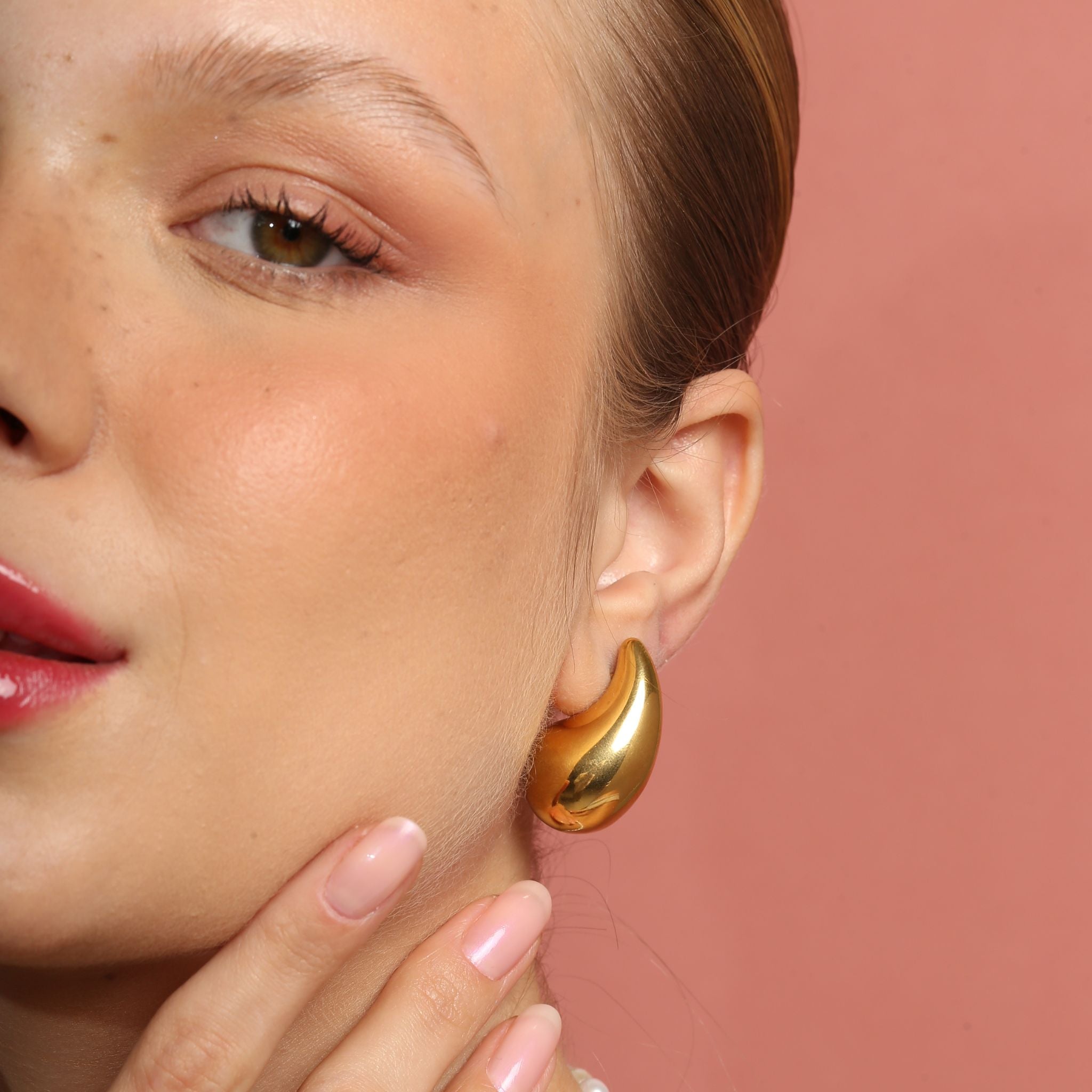 Belladonna Hoops