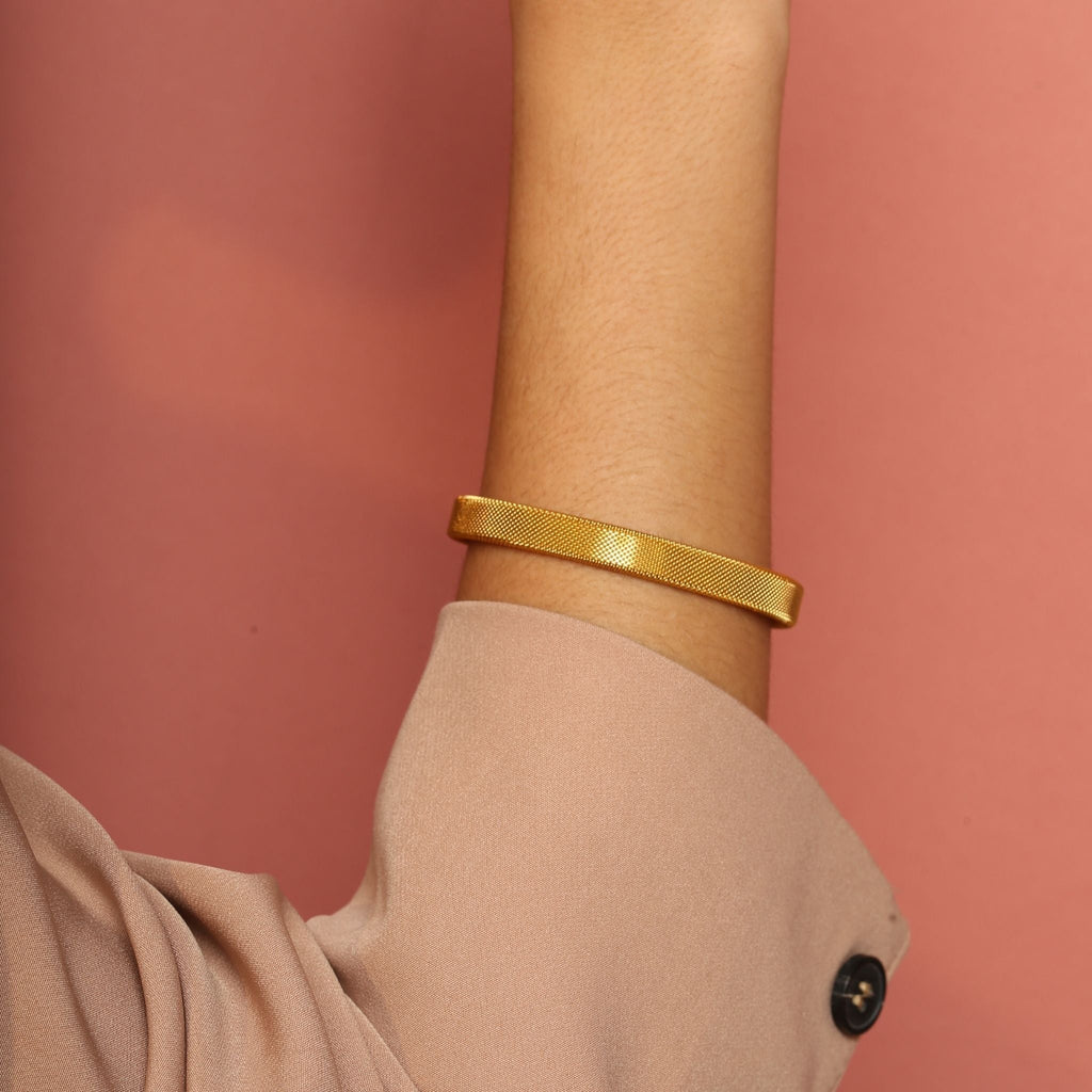 Callie Cuff v2.0