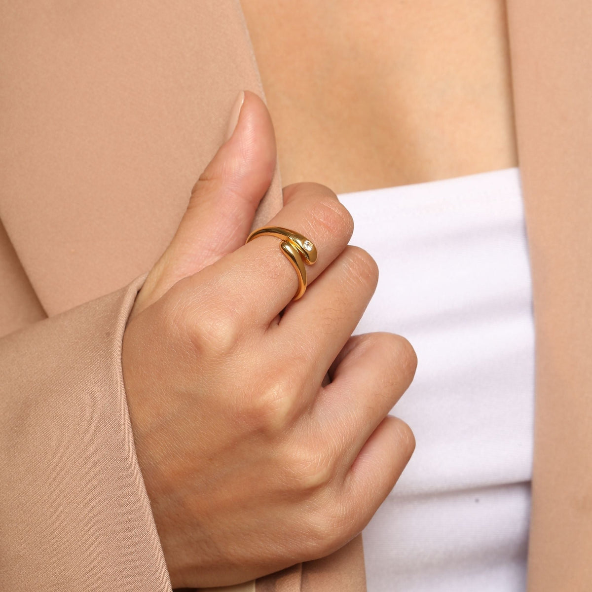 Charline Ring
