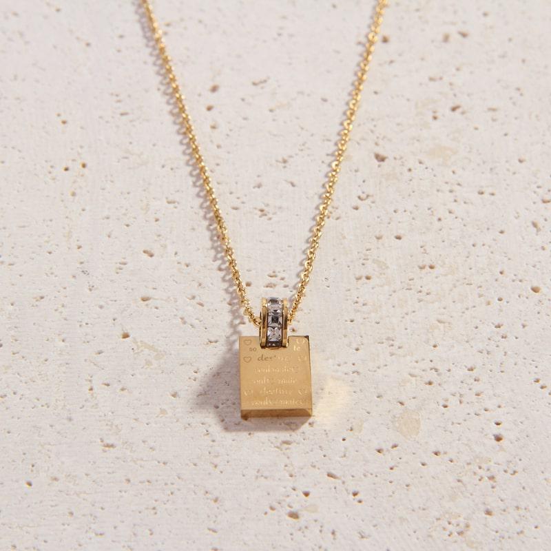 Cora Necklace