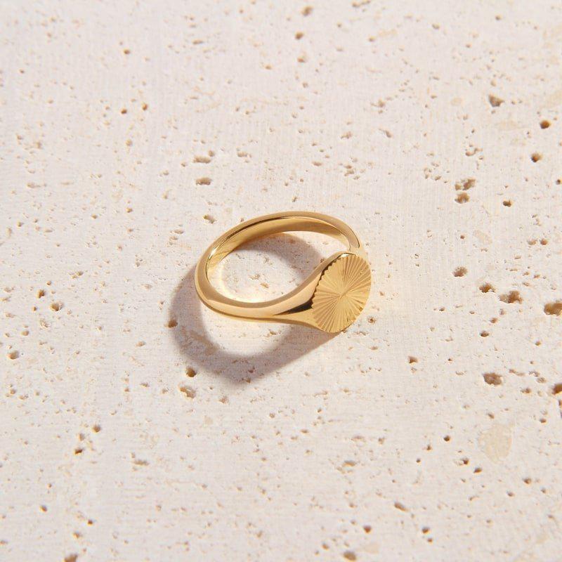 Esme Ring