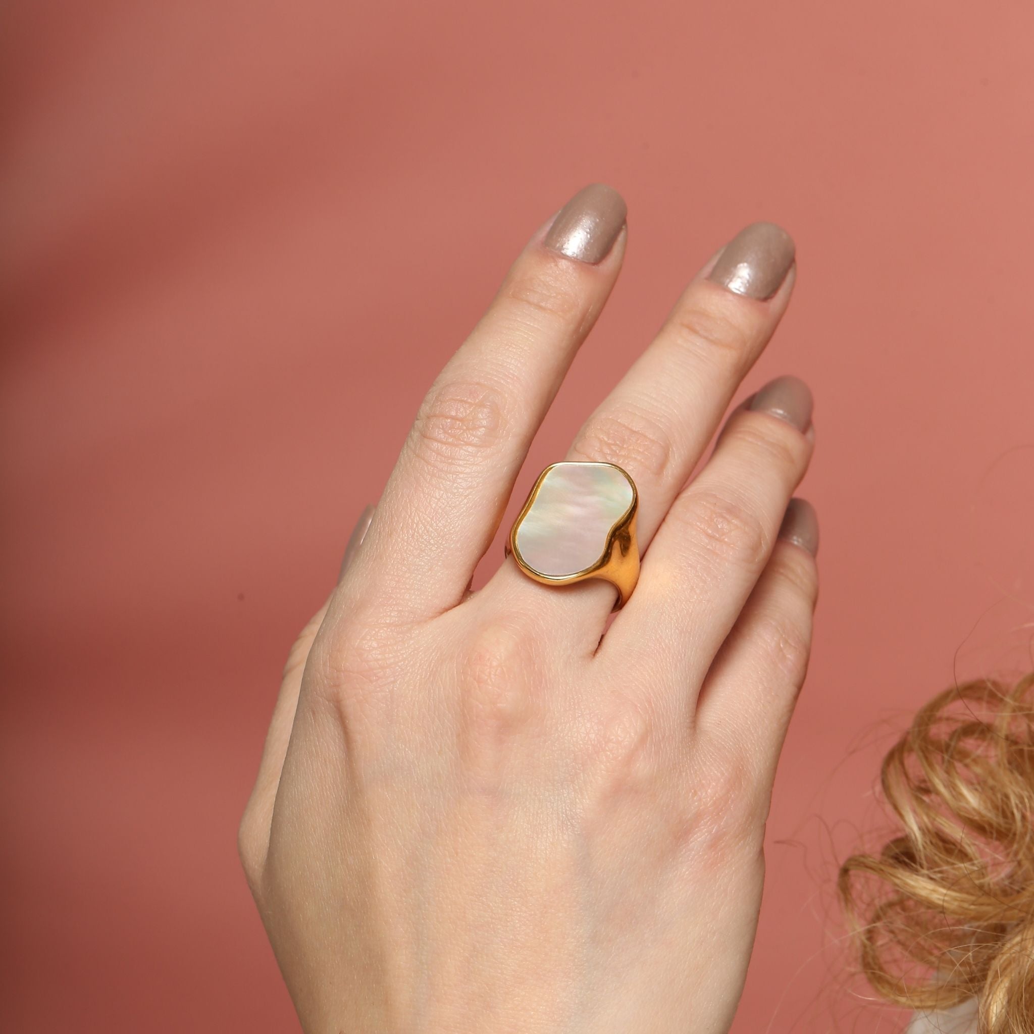Francesca Ring