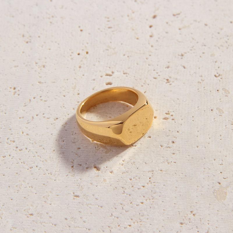 Linda Ring