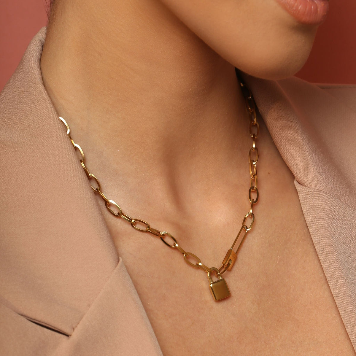 Lulu Necklace