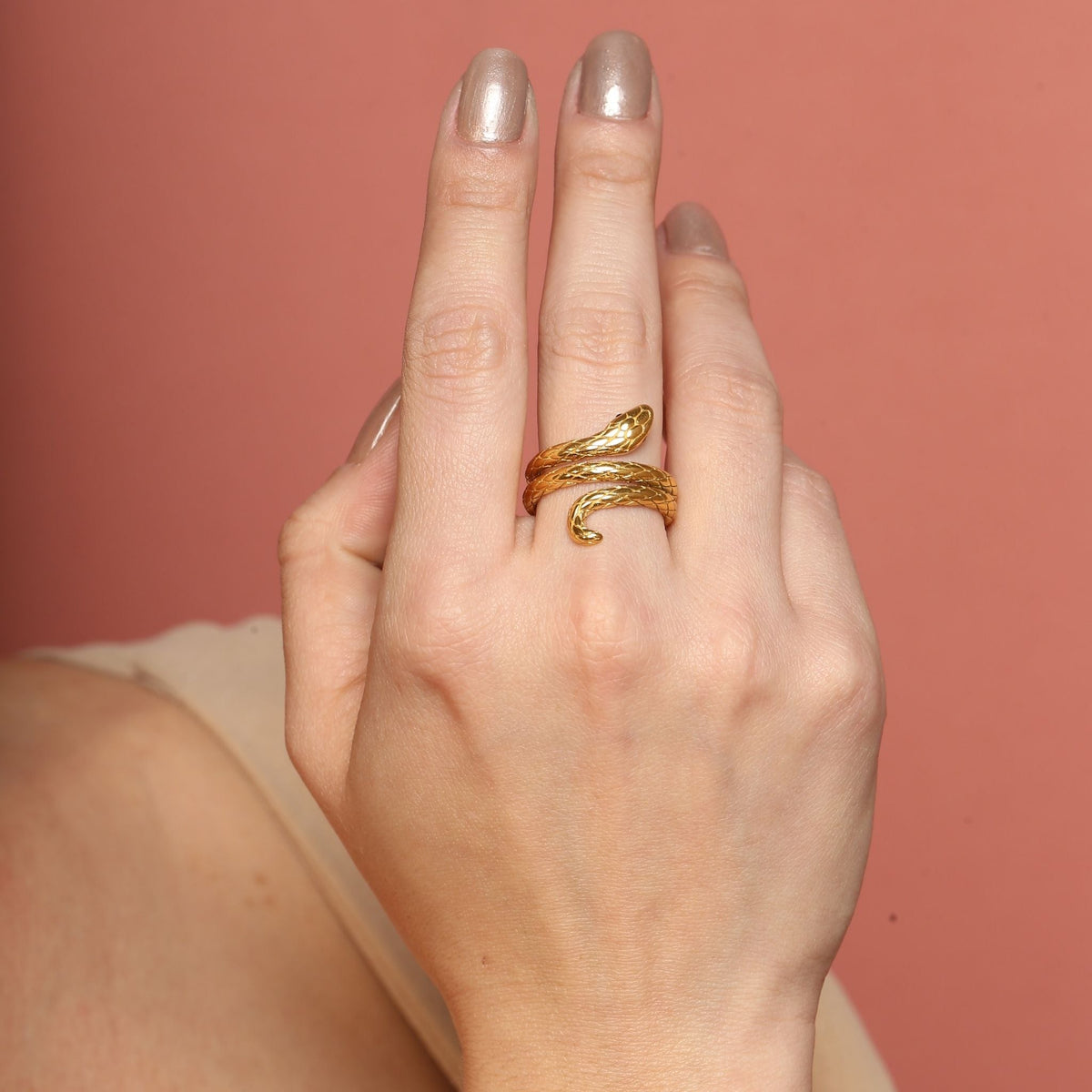 Nieve Ring