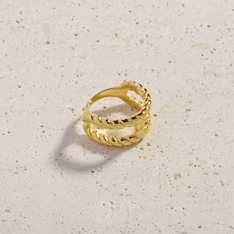 Tecla Ring