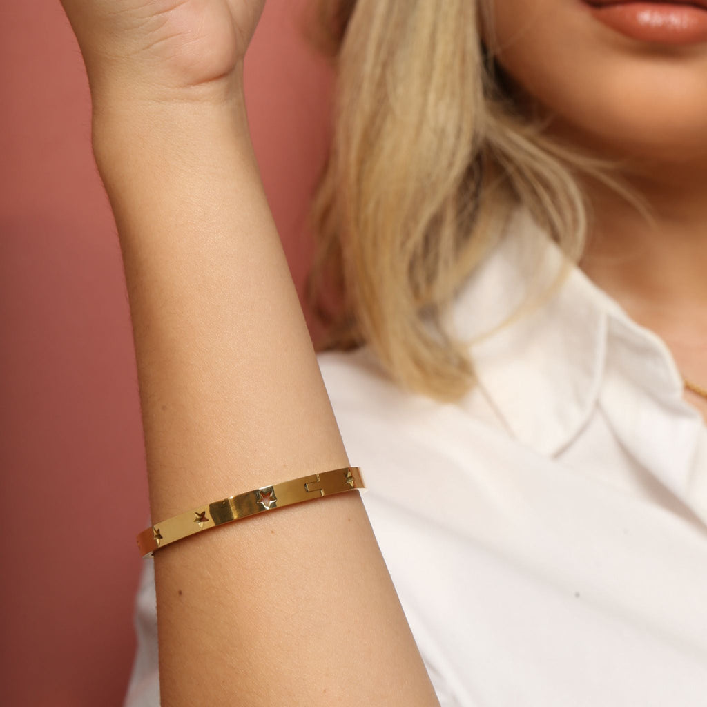 Valeria Bangle